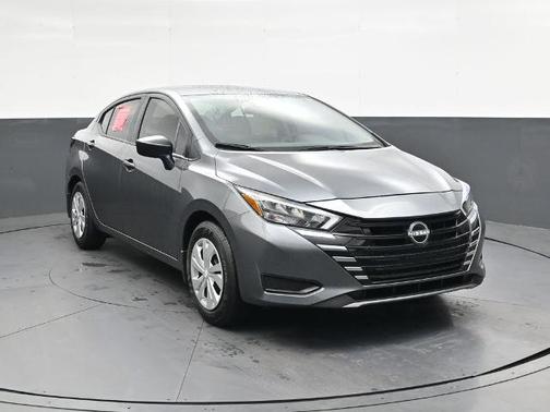 Gun Metallic 2025 Nissan Versa 1.6 S