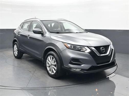 2022 Nissan Rogue Sport SV