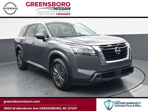 2022 Nissan Pathfinder S 4WD
