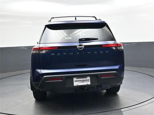 2025 Nissan Pathfinder SV FWD