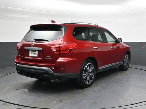 2019 Nissan Pathfinder Platinum