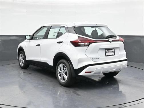 2025 Nissan Kicks S
