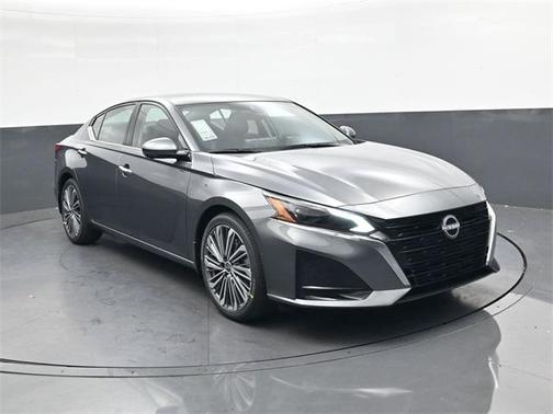 2025 Nissan Altima 2.5 SL