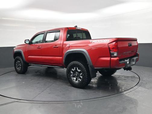 2016 Toyota Tacoma Base