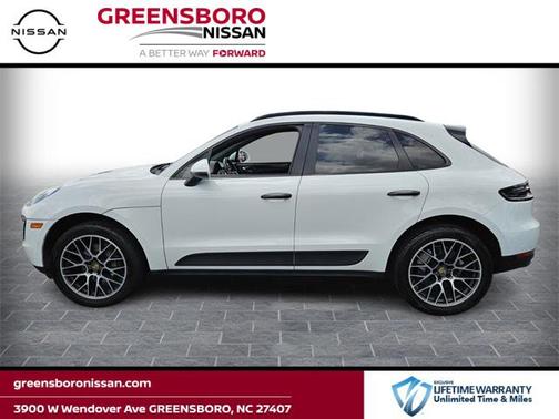 2018 Porsche Macan Base