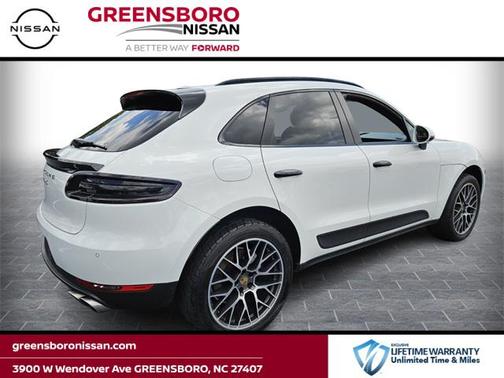 2018 Porsche Macan Base