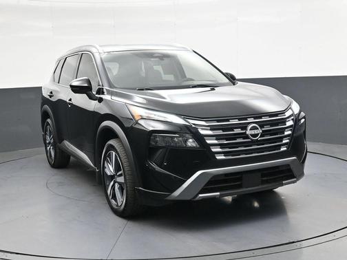 Super Black 2024 Nissan Rogue SL