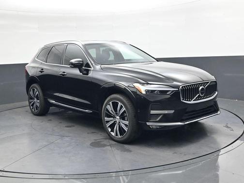 2023 Volvo XC60 B5 Ultimate Bright Theme