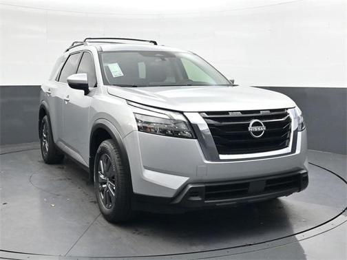 2025 Nissan Pathfinder SV 4WD