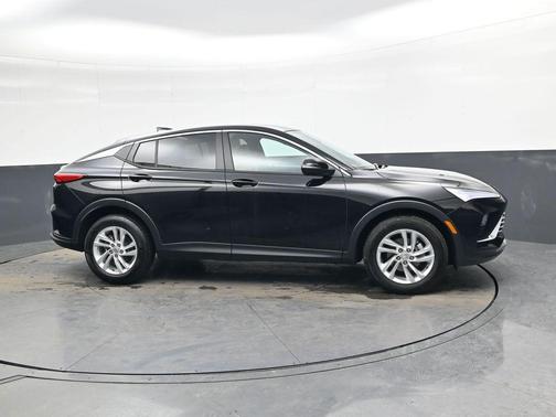 2025 Buick Envista Preferred FWD