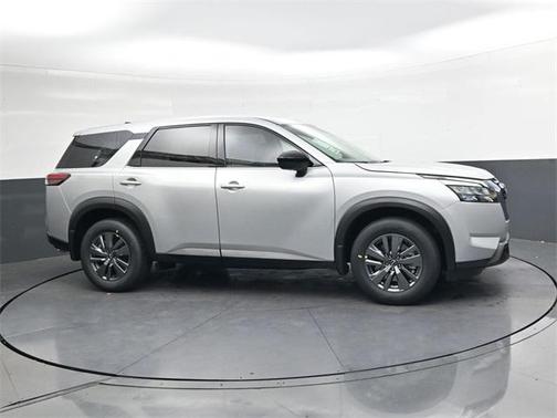 2025 Nissan Pathfinder S 4WD