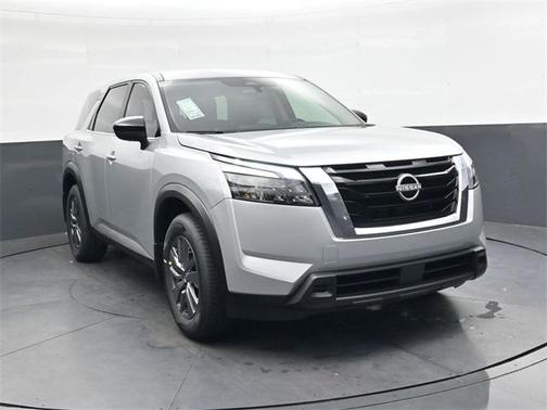 2025 Nissan Pathfinder S 4WD