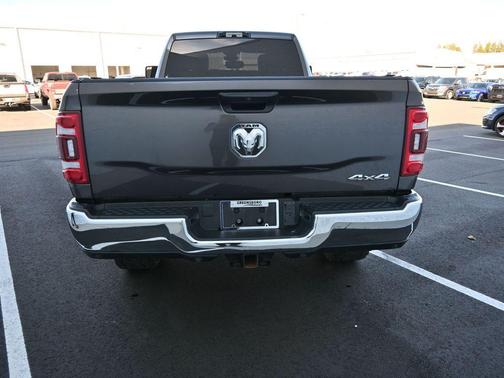 Granite Crystal Metallic Clearcoat 2024 RAM 3500 Tradesman Crew Cab 4x4 8' Box