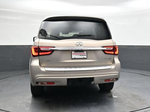 2021 INFINITI QX80 Luxe