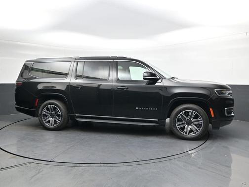 2023 Jeep Wagoneer L Series II 4x4