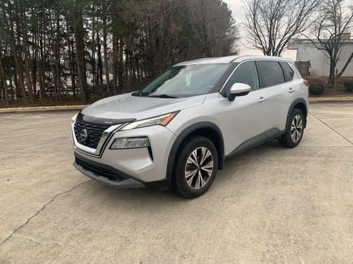 2022 Nissan Rogue SV