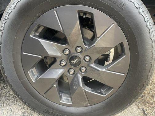 2024 Ford F-150 Lightning Flash