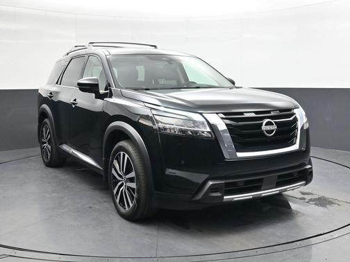 2024 Nissan Pathfinder Platinum FWD