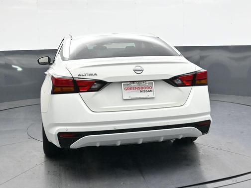 2025 Nissan Altima S FWD