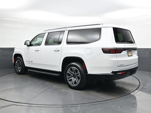 2023 Jeep Wagoneer L Series II 4x4