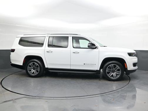 2023 Jeep Wagoneer L Series II 4x4