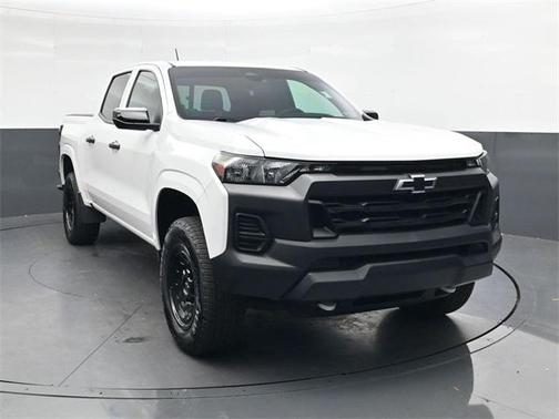 2023 Chevrolet Colorado WT