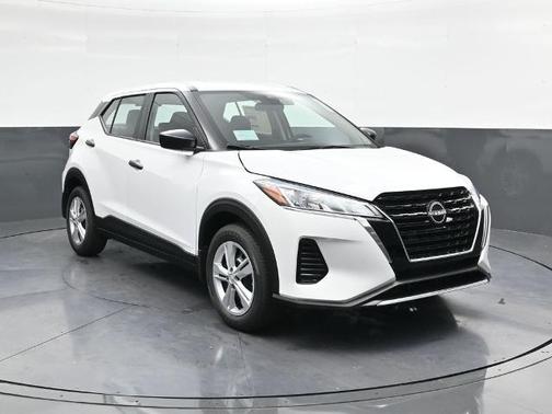 Fresh Powder 2025 Nissan Kicks Play S