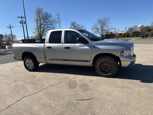 Bright Silver Metallic Clearcoat 2002 Dodge Ram 1500 SLT