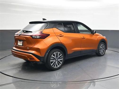 2021 Nissan Kicks SV