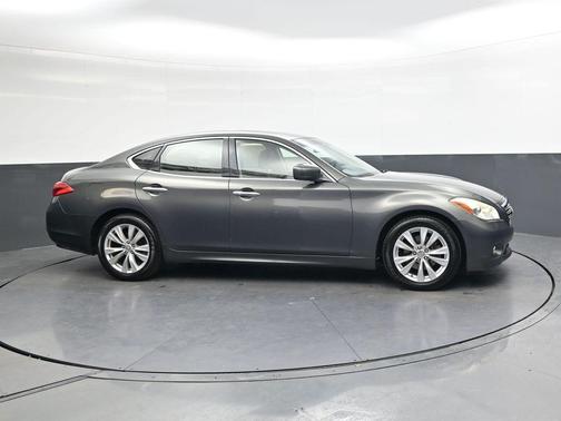 2011 INFINITI M37 Base
