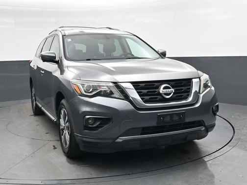 2019 Nissan Pathfinder SL
