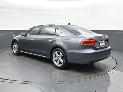 2015 Volkswagen Passat 1.8T Limited Edition