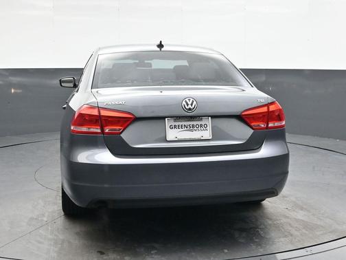 2015 Volkswagen Passat 1.8T Limited Edition