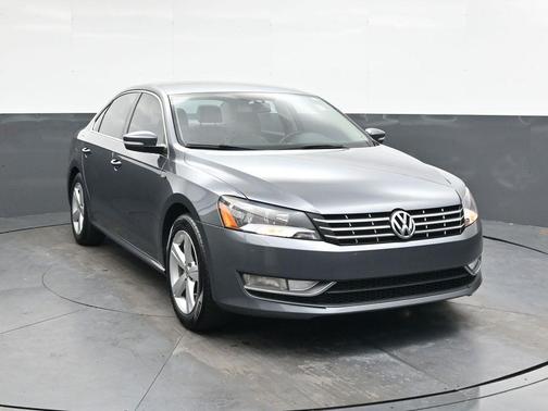 2015 Volkswagen Passat 1.8T Limited Edition