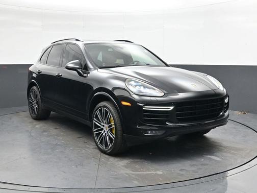 2017 Porsche Cayenne Turbo S