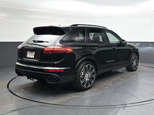 2017 Porsche Cayenne Turbo S
