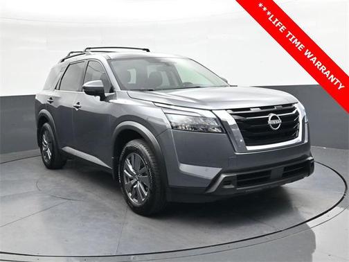 2025 Nissan Pathfinder SV FWD