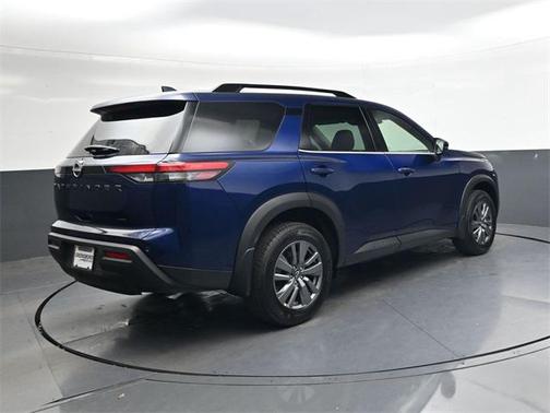 2025 Nissan Pathfinder SV 4WD