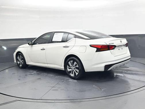 2025 Nissan Altima S FWD