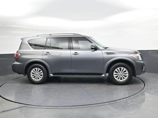2017 Nissan Armada SV