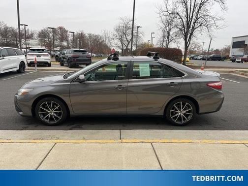 2016 Toyota Camry XSE