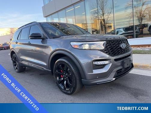 2022 Ford Explorer ST