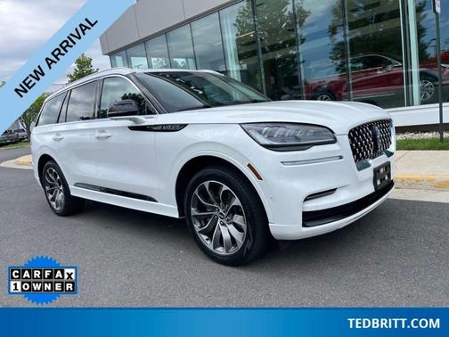 White Metallic 2023 Lincoln Aviator Grand Touring
