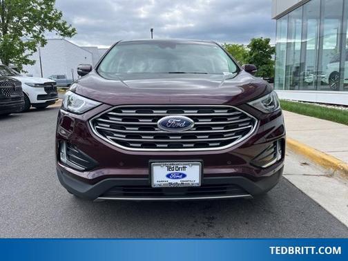 2020 Ford Edge Titanium