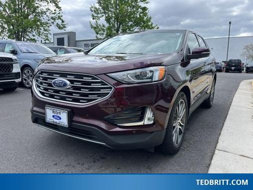 2020 Ford Edge Titanium