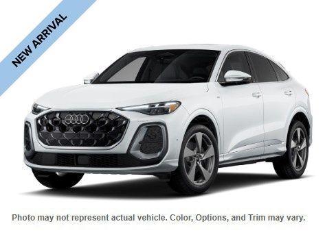 Arkona White 2025 Audi Q5 Sportback 45 S line quattro Premium