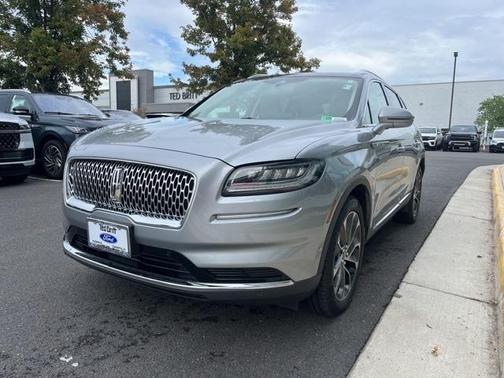 2021 Lincoln Nautilus Reserve