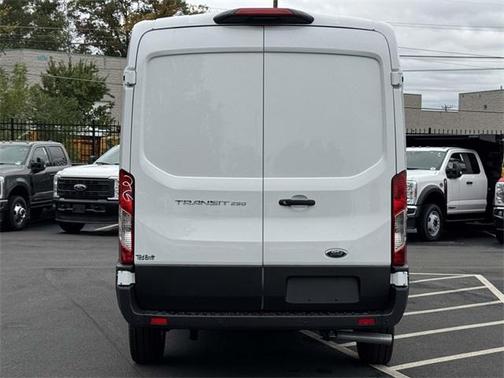 2025 Ford Transit-250 148 WB Medium Roof Cargo