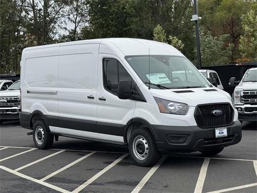 2025 Ford Transit-250 148 WB Medium Roof Cargo