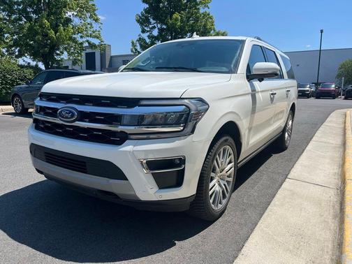 Star White 2023 Ford Expedition Max Limited